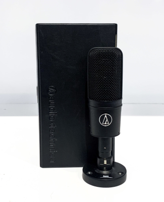 Audio-Technica AT4040 Condenser Microphone | Long & McQuade Audio-Technica AT4040 Condenser Microphone | Long & McQuade
